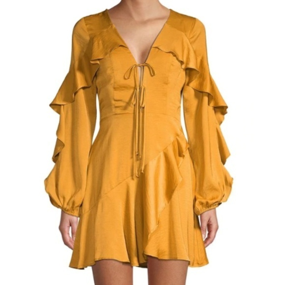 ♡♡♡ BCBGeneration Tie Front Ruffle Dress